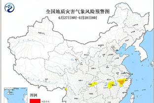 高效输出！武切维奇半场12中8拿下17分4板 得分平两队最高